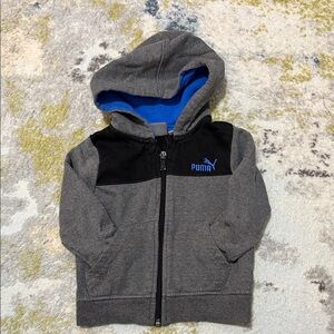 ✨5 for $15✨ Puma Kids Gray and Black Hoodie with Blue Lining